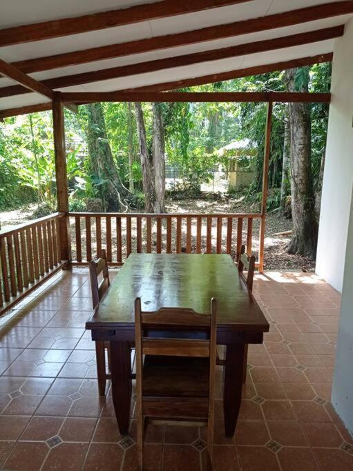 Green Papaya Villa Puerto Viejo de Talamanca Екстериор снимка